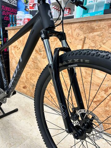 Used Scott Contrail 30 2025 Mountainbike, Black, 29 — image 7 of 10