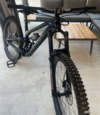 Canyon Torque 29 CF 7 2023 2023 Mountainbike usato, Nero — immagine 6 di 10