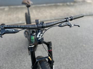 Used Lapierre XRM SE 2025 2025 Mountainbike, Blue — image 8 of 16