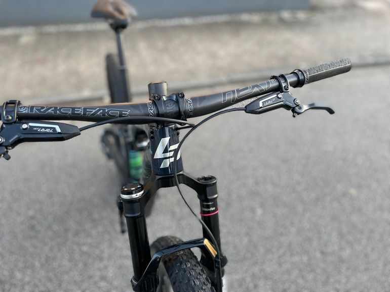 Used Lapierre XRM SE 2025 2025 Mountainbike, Blue — image 8 of 16