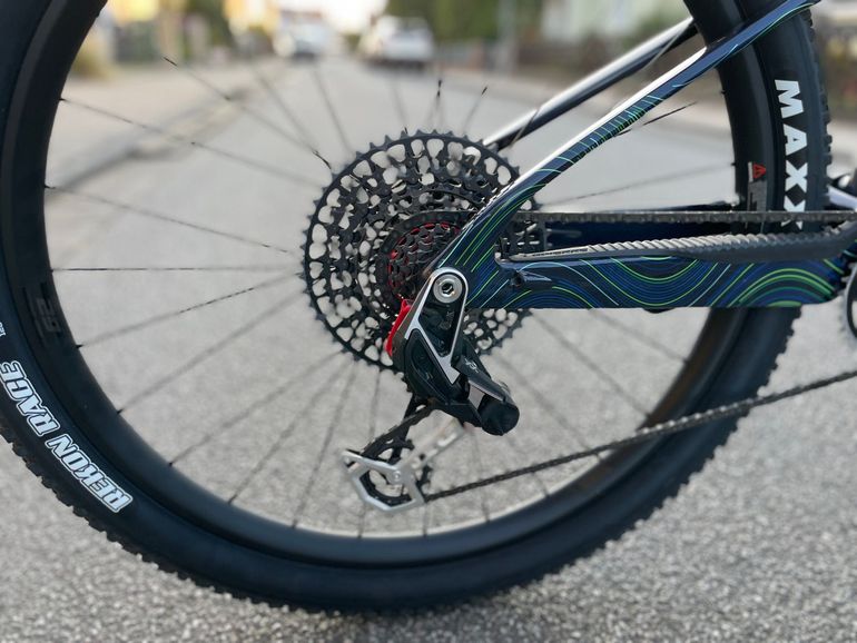 Used Lapierre XRM SE 2025 2025 Mountainbike, Blue — image 3 of 16