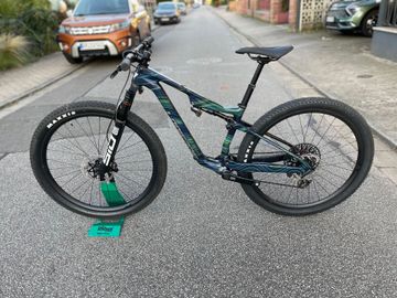 Used Lapierre XRM SE 2025 2025 Mountainbike, Blue — image 10 of 16
