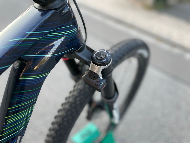 Used Lapierre XRM SE 2025 2025 Mountainbike, Blue — image 14 of 16