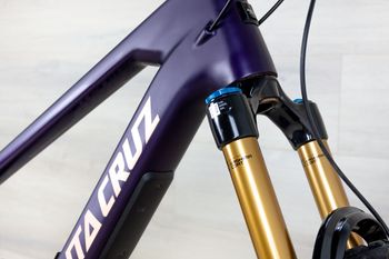 Used Santa Cruz Hightower 4 CC 2025 Mountainbike, Purple — image 11 of 25