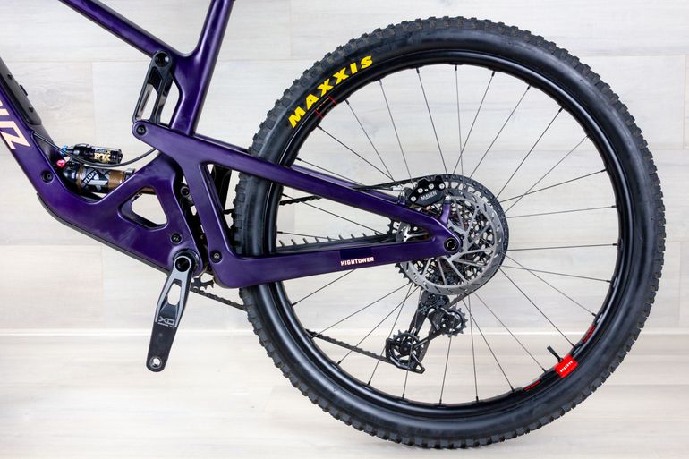 Used Santa Cruz Hightower 4 CC 2025 Mountainbike, Purple — image 16 of 25