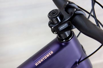 Used Santa Cruz Hightower 4 CC 2025 Mountainbike, Purple — image 9 of 25
