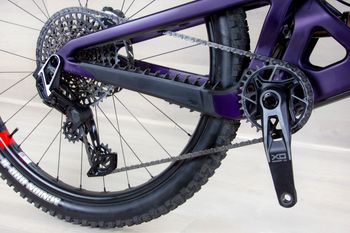 Used Santa Cruz Hightower 4 CC 2025 Mountainbike, Purple — image 5 of 25