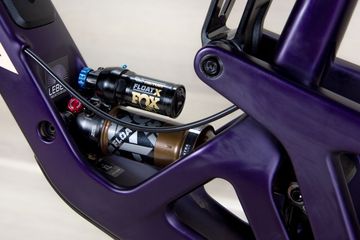 Used Santa Cruz Hightower 4 CC 2025 Mountainbike, Purple — image 18 of 25