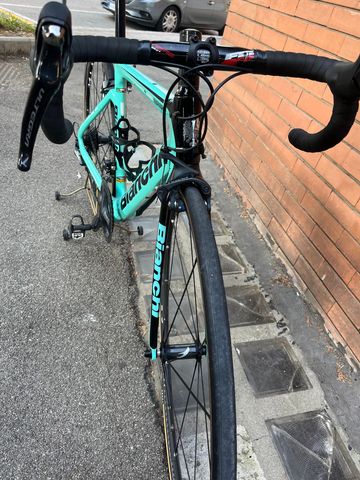 Gebrauchtes Bianchi Aria Ultegra 2018 2018 Road & Gravel, Blau — Bild 4 von 6