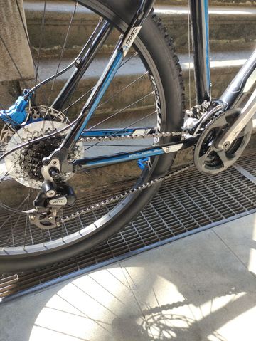 Used Trek 3700 Disc 2015 2015 Mountainbike, Black, 26 — image 3 of 9