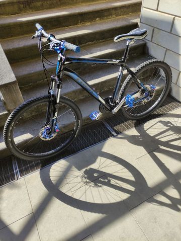 Used Trek 3700 Disc 2015 2015 Mountainbike, Black, 26 — image 2 of 9