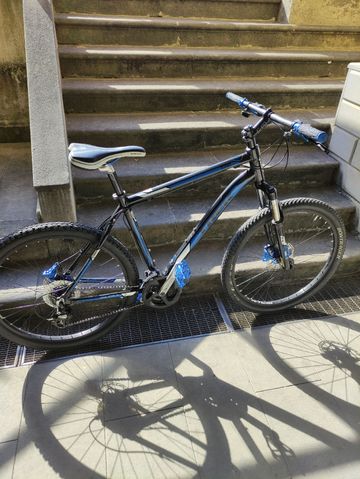 Used Trek 3700 Disc 2015 2015 Mountainbike, Black, 26 — image 6 of 9