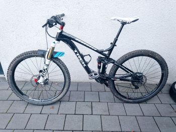 Used Trek Fuel EX 8 27.5 2015 2015 Mountainbike, Black, 27.5 — image 1 of 3