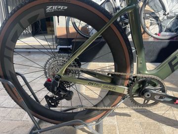 Použité Factor Ostro SRAM Rival eTap AXS 2026 Road & Gravel — obrázek 2 z 4