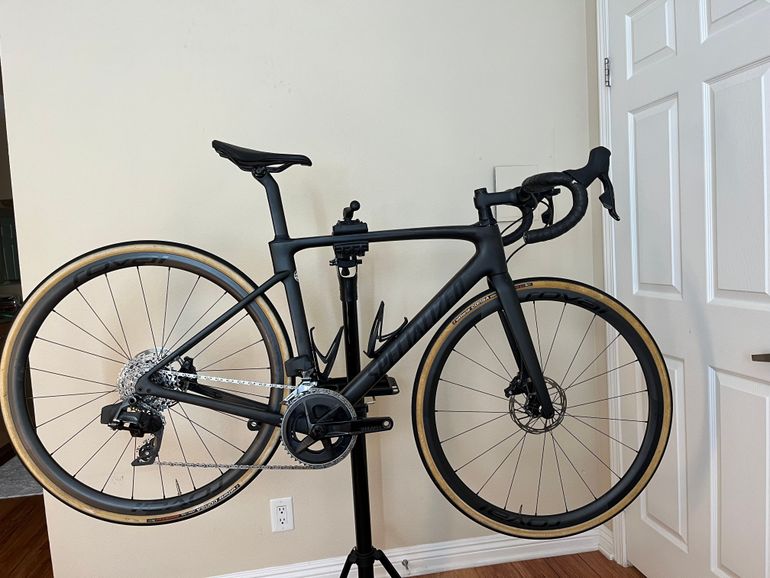 自転車本体 SPECIALIZED ROUBAIX COMP 2022 SRAM Rival Roubaix Comp - SRAM Rival eTap AXS