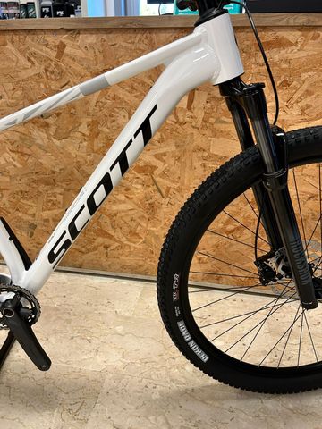 Scott Scale 940 (2026) 2026 Mountainbike usato, Bianco — immagine 8 di 13