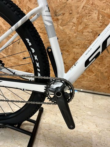 Scott Scale 940 (2026) 2026 Mountainbike usato, Bianco — immagine 13 di 13