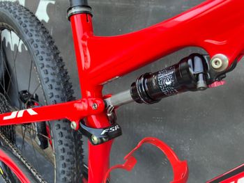 Used Specialized Epic FSR 2018 Mountainbike, Red — image 8 of 8