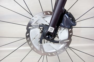 Used Specialized Aethos 2023 Road & Gravel, Red — image 19 of 25