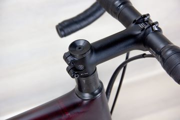 Used Specialized Aethos 2023 Road & Gravel, Red — image 18 of 25