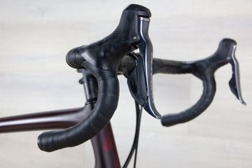 Used Specialized Aethos 2023 Road & Gravel, Red — image 5 of 25