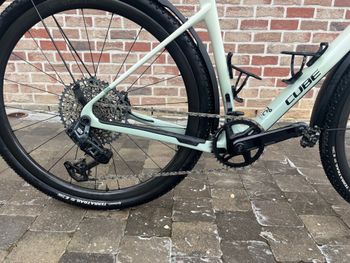 Used CUBE NUROAD C:62 EX 2025 2025 Road & Gravel, Weiß — image 2 of 3