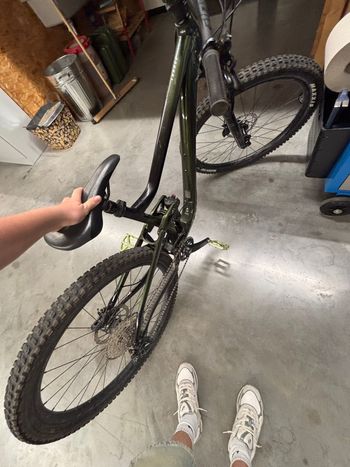 Tweedehands Giant Trance 29 1 2024 2024 Mountainbike — afbeelding 2 van 7
