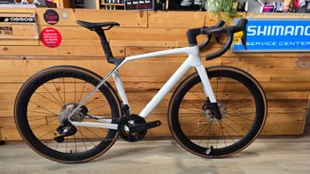 Trek, Madone SL 7 Gen 8 2025