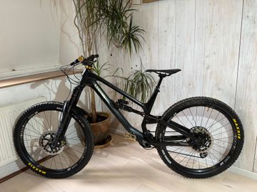 Used Canyon Torque AL 6.0 2020 2020 Mountainbike, Black, 27.5 — image 1 of 11
