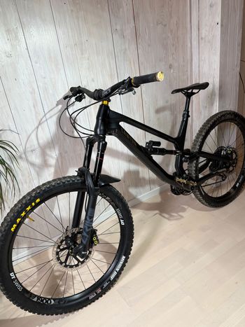 Canyon Torque AL 6.0 2020 2020 Mountainbike usato, Nero — immagine 3 di 11