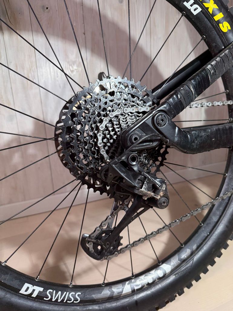 Canyon Torque AL 6.0 2020 2020 Mountainbike usato, Nero — immagine 10 di 11