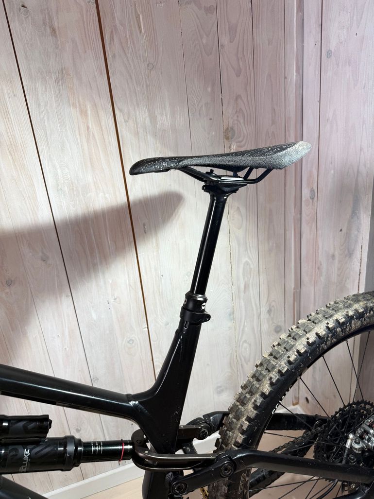 Canyon Torque AL 6.0 2020 2020 Mountainbike usato, Nero — immagine 7 di 11