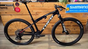 Trek, Supercaliber 9.8 XO Flight Attendant Gen 2