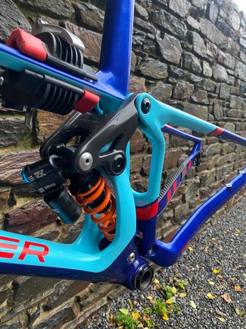 Brugt Mondraker Superfoxy Carbon RR 2020 Frameset 2020 Mountainbike — billede 10 af 14