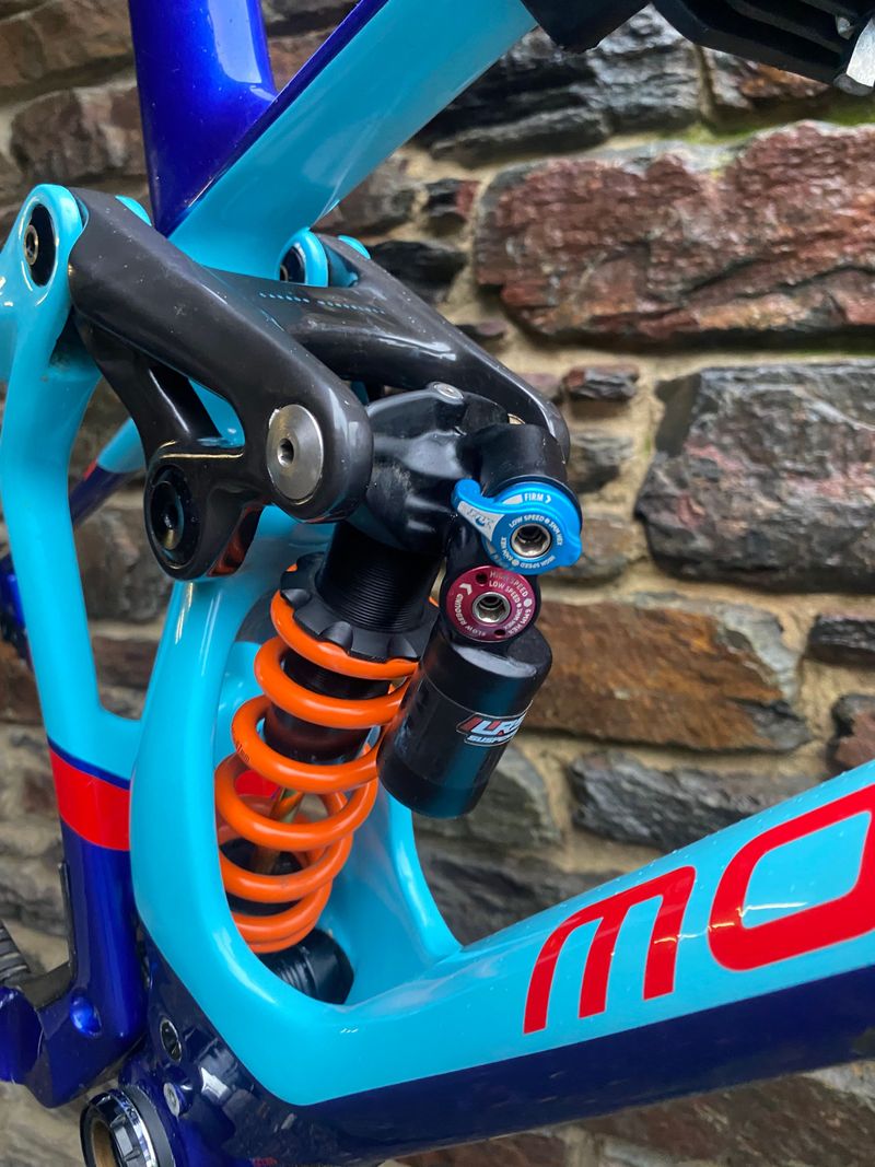 Brugt Mondraker Superfoxy Carbon RR 2020 Frameset 2020 Mountainbike — billede 7 af 14