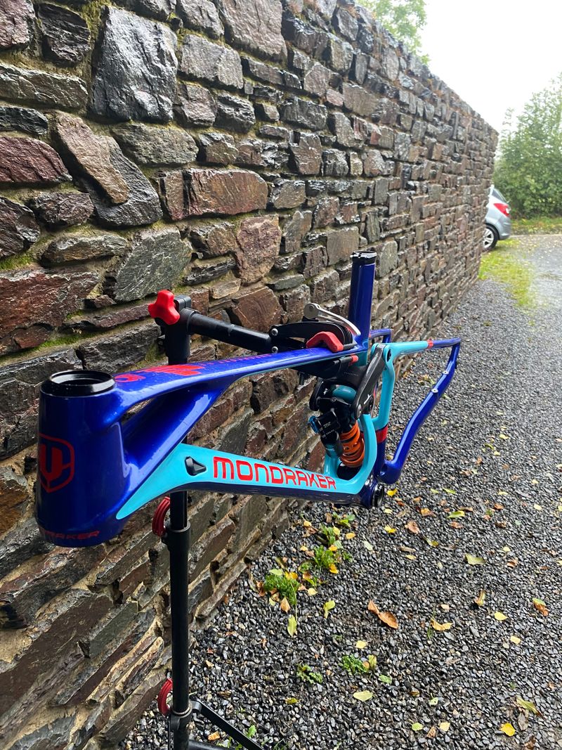 Brugt Mondraker Superfoxy Carbon RR 2020 Frameset 2020 Mountainbike — billede 11 af 14