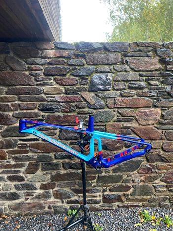 Tweedehands Mondraker Superfoxy Carbon RR 2020 Frameset 2020 Mountainbike — afbeelding 8 van 14