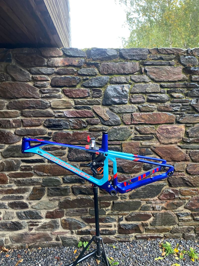 Brugt Mondraker Superfoxy Carbon RR 2020 Frameset 2020 Mountainbike — billede 8 af 14