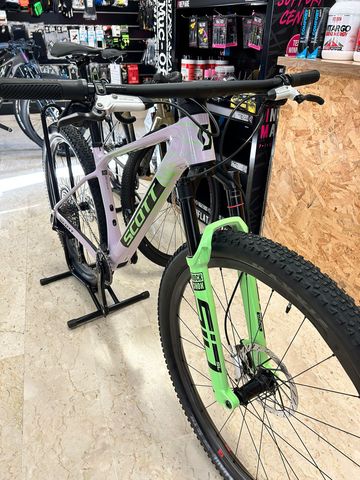 Gebrauchtes Scott Scale RC World Cup 2026 Mountainbike, Violett, 29 — Bild 12 von 15