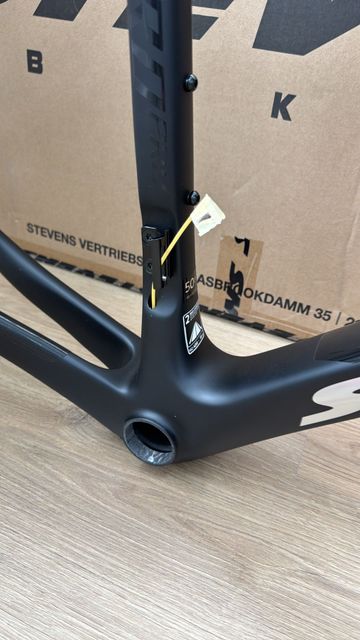 Gebrauchtes Stevens Izoard Pro Disc 2025 Road & Gravel, Schwarz — Bild 4 von 4