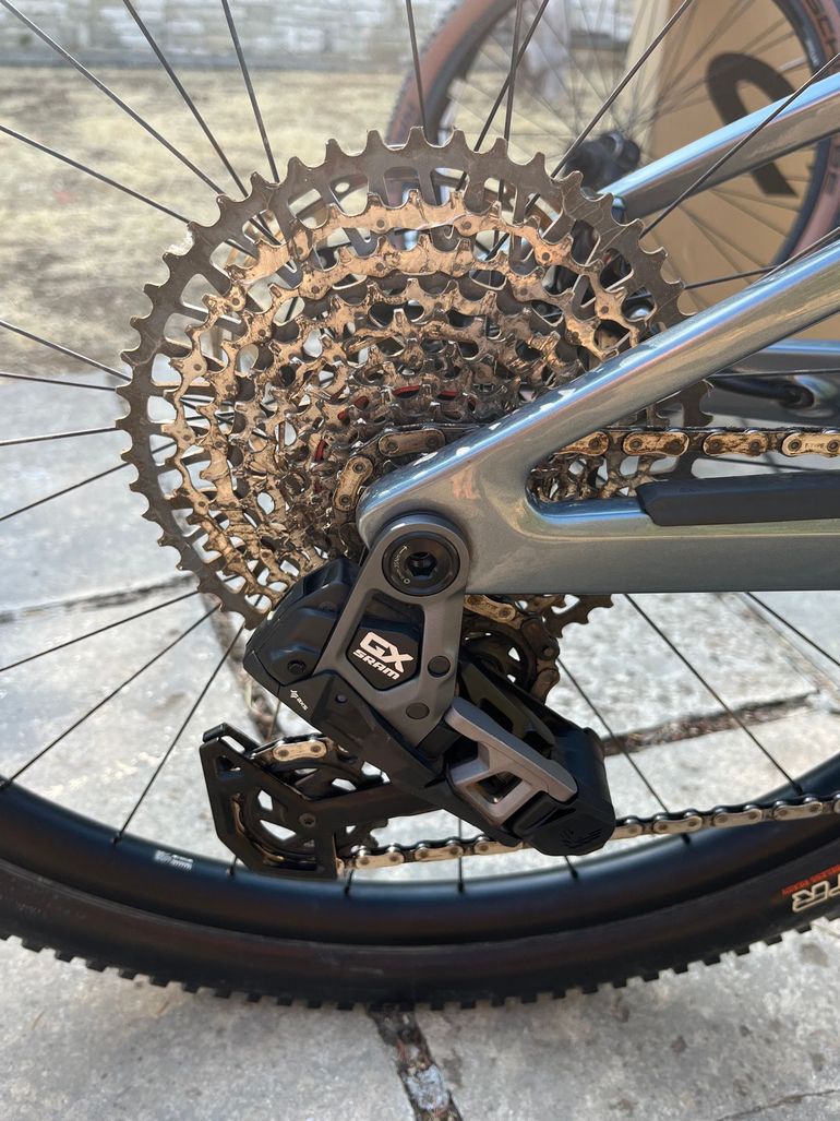 Canyon Lux Trail CF 9 2024 2024 Mountainbike usato, Grigio chiaro — immagine 10 di 15