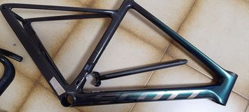Used Scott Addict 20 2024 Frameset 2024 Road & Gravel, Green — image 3 of 6