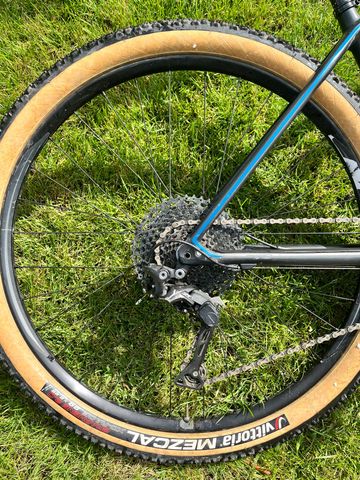 Used Specialized EPIC HP COMP 2017 Mountainbike, Black, 29 — image 3 of 6