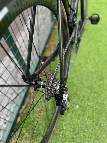 Used Specialized Tarmac SRAM Red eTap 2016 Road & Gravel — image 8 of 13
