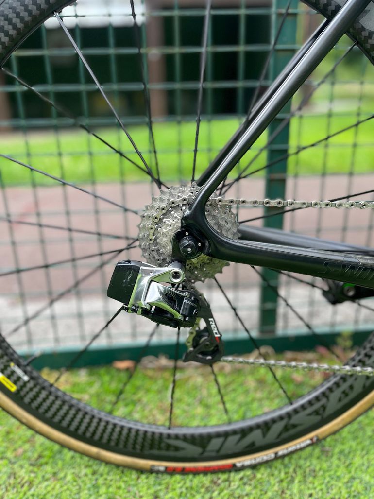 Used Specialized Tarmac SRAM Red eTap 2016 Road & Gravel — image 3 of 13