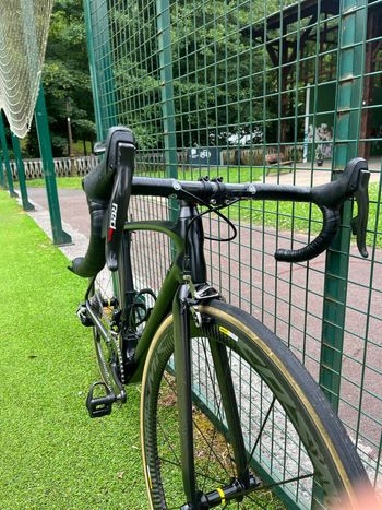 Used Specialized Tarmac SRAM Red eTap 2016 Road & Gravel — image 6 of 13