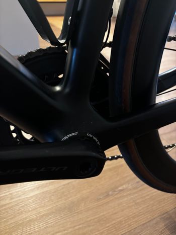 Used Canyon Ultimate CF SLX 8 Di2 2023 2023 Road & Gravel, Black — image 9 of 9