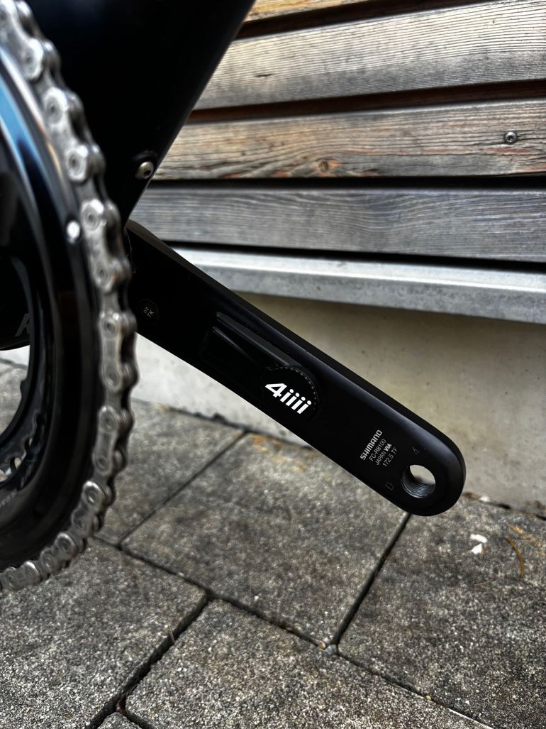 Used Canyon Ultimate CF SLX 8 Di2 2023 2023 Road & Gravel, Black — image 5 of 9