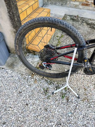 Used Specialized Epic SRAM X01 2018 Mountainbike, Black — image 3 of 4