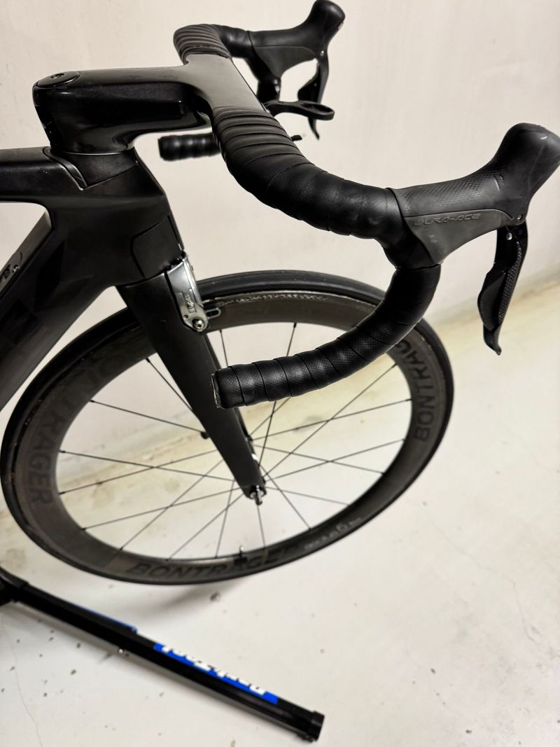 Used Trek Madone 9.9 2017 2017 Road & Gravel, Black — image 13 of 16